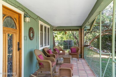 06-Front Porch