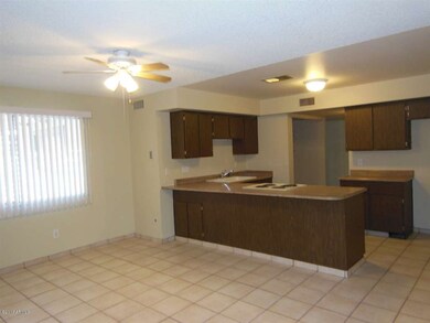 Tiled Kitchen and Breakfast Bar!