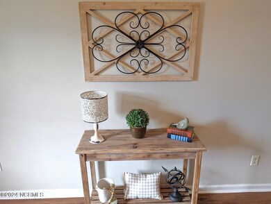 109 Creekview Dr, Jacksonville, NC 28540 - photo 4