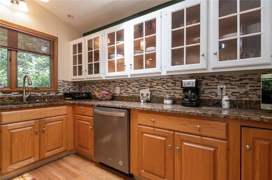 784 Pound Hill Rd, North Smithfield, RI 02896 - photo 6