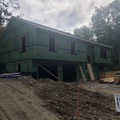 457 Granite St, Worcester, MA 01607 - photo 2