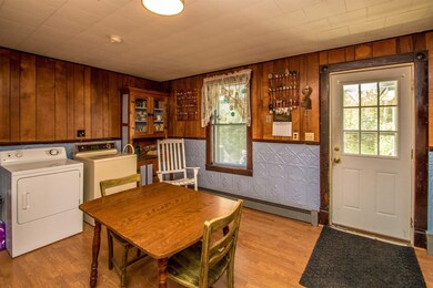 60 Hillside Ave, Groveton, NH 03582 - photo 4