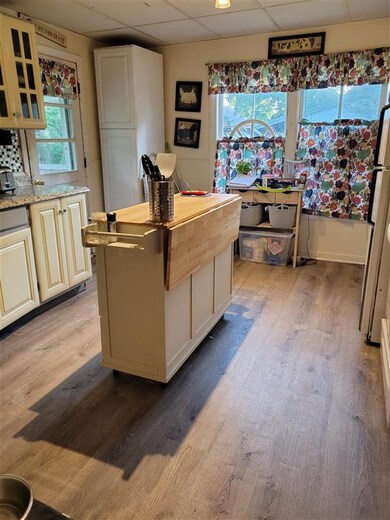 43 Newman St, Keene, NH 03431 - photo 7