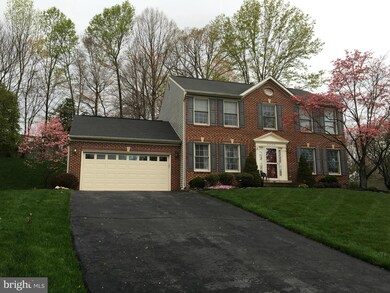 8252 Andrew Forest Way, Fairfax Station, VA 22039 - photo 4