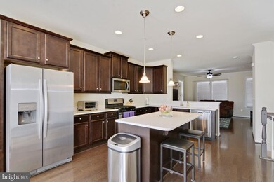 8161 Hollow Ct, Severn, MD 21144 - photo 5