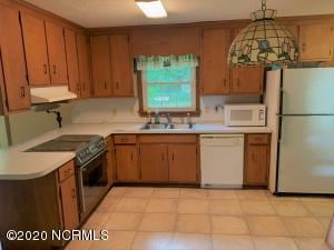 4805 Lakeview Rd, Elm City, NC 27822 - photo 2