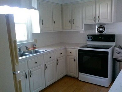 16 Wood Rd, Middletown, RI 02842 - photo 3