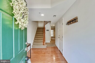 2008 Dalewood Ct, Crofton, MD 21114 - photo 2