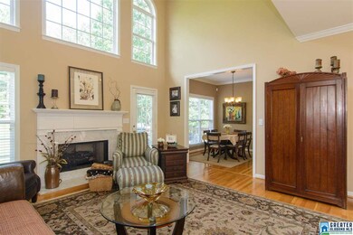 Gorgeous windows bring soothing sunshine and natur