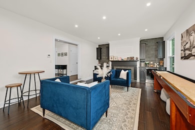 1005 Lone Tree Rd, Elm Grove, WI 53122 - photo 7