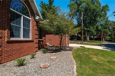 1020 Woodland Ave, Corydon, IN 47112 - photo 5