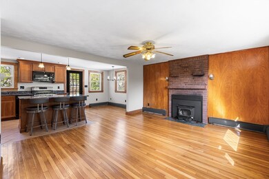 12 Summer St, Stoneham, MA 02180 - photo 7