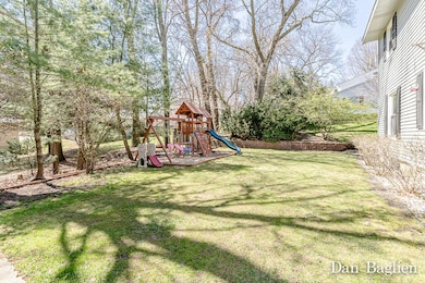 15688LongviewLn05Lores