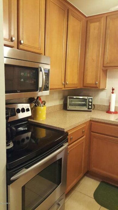 twin towers kitchen 3