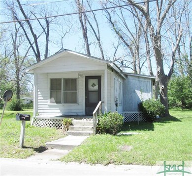 17 WRIGHT ST - RT SIDE VIEW