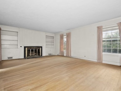 17 Glezen Ln, Wayland, MA 01778 - photo 5