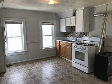 38 Tatman St unit 3, Worcester, MA 01607 - photo 5