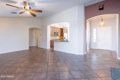 16680 W Saguaro Ln unit 2, Surprise, AZ 85388 - photo 4