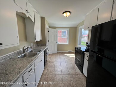 1321 W Mount Hope Ave, Lansing, MI 48910 - photo 5