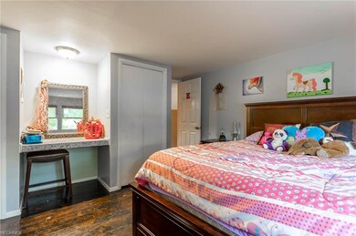 4905 Southwood Dr, Sheffield Lake, OH 44054 - photo 2