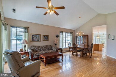 68 Bear Meade Dr, Trenton, NJ 08691 - photo 3