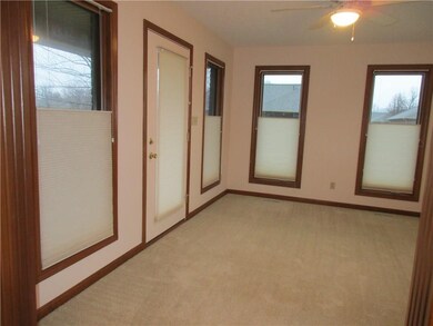 3170 Valley Forge Ave, Columbus, IN 47203 - photo 6