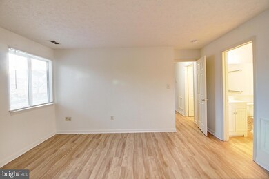2137 Wainwright Ct unit 1B, Frederick, MD 21702 - photo 7