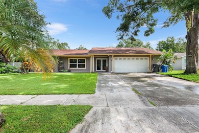 628 Shady Nook Dr, Brandon, FL 33511 - photo 2
