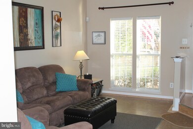 12448 Selkirk Cir, Bristow, VA 20136 - photo 5