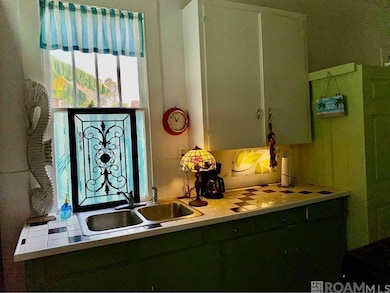 818 Costello Ln, Baton Rouge, LA 70802 - photo 6