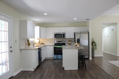 12 Southdown Rd, Sumrall, MS 39482 - photo 7