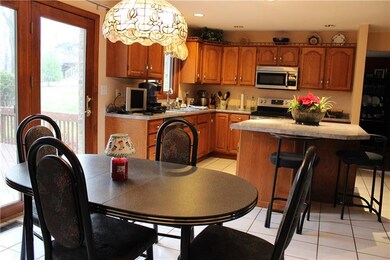 Breakfast Area in Kitchen