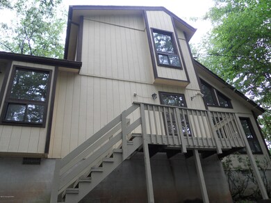 129 Bayberry Ct, East Stroudsburg, PA 18301 - photo 2