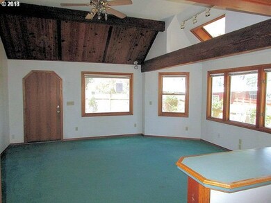 Living Room/Dining Room