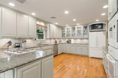 Lots of Recessed Lighting
