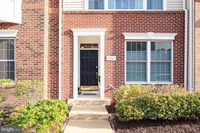 42667 Homefront Terrace, Chantilly, VA 20152 - photo 3