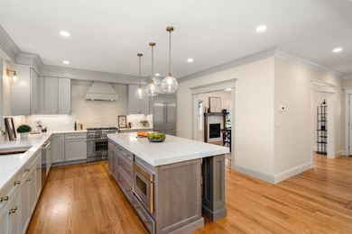 29 Shepard Ct, Winchester, MA 01890 - photo 4
