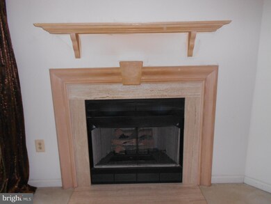 31 Lambourne Rd unit 202, Towson, MD 21204 - photo 4