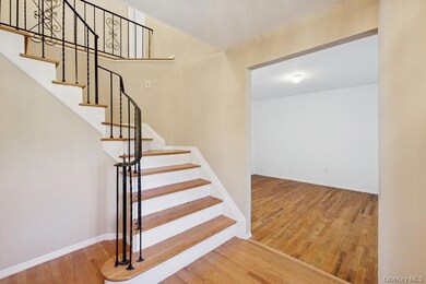 8 Cedar Place, Kings Park, NY 11754 - photo 4