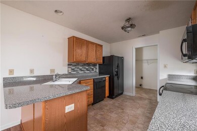 2589 Grand Fir Dr, Greenwood, IN 46143 - photo 7