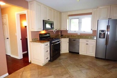 1637 Newcastle Ave, Westchester, IL 60154 - photo 6