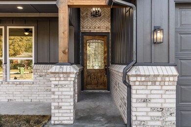 641 Kimbrough St, White Settlement, TX 76108 - photo 4