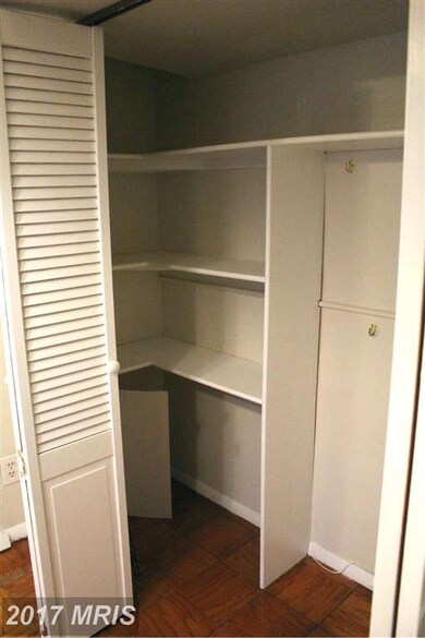 1520 Mount Eagle Place unit N/A, Alexandria, VA 22302 - photo 5