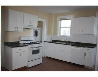 116 Paul Revere Rd unit 1, Arlington, MA 02476 - photo 6