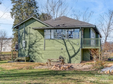 12 Sal's Ln, Brevard, NC 28712 - photo 5