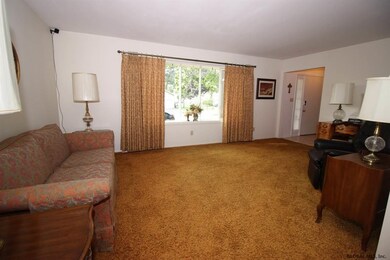 39 Memory Ln, Schenectady, NY 12306 - photo 2