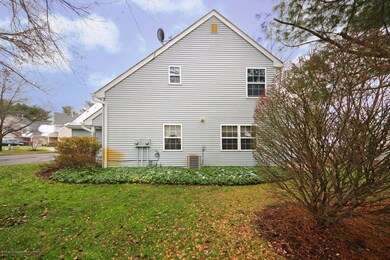 Side of 17 Commons Dr