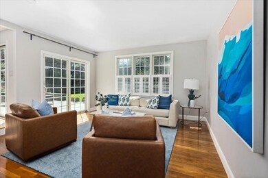 7 Fairview St, Hingham, MA 02043 - photo 4