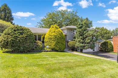 437 Chestnut Cir W, Alburtis, PA 18011 - photo 2