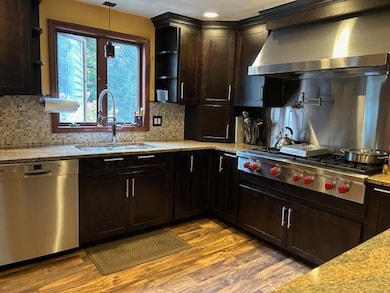 14 Reed St, Londonderry, NH 03053 - photo 7